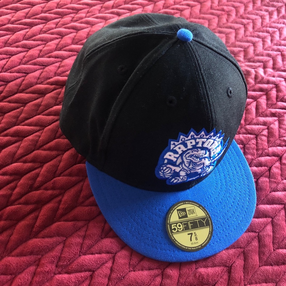 NEW ERA - 59 FIFTY TORONTO RAPTORS CAP, RETRO LOGO (7 5/8, 60.5 CM)